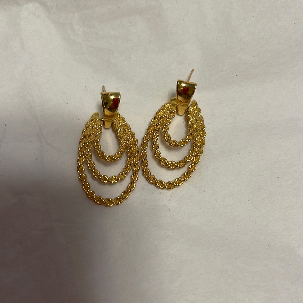 Gold earrings